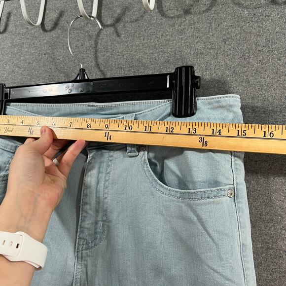 Belle by Kim Gravel Regular Primabelle Wide Leg Jeans Light Wash, Reg 8 - Picture 4 of 12